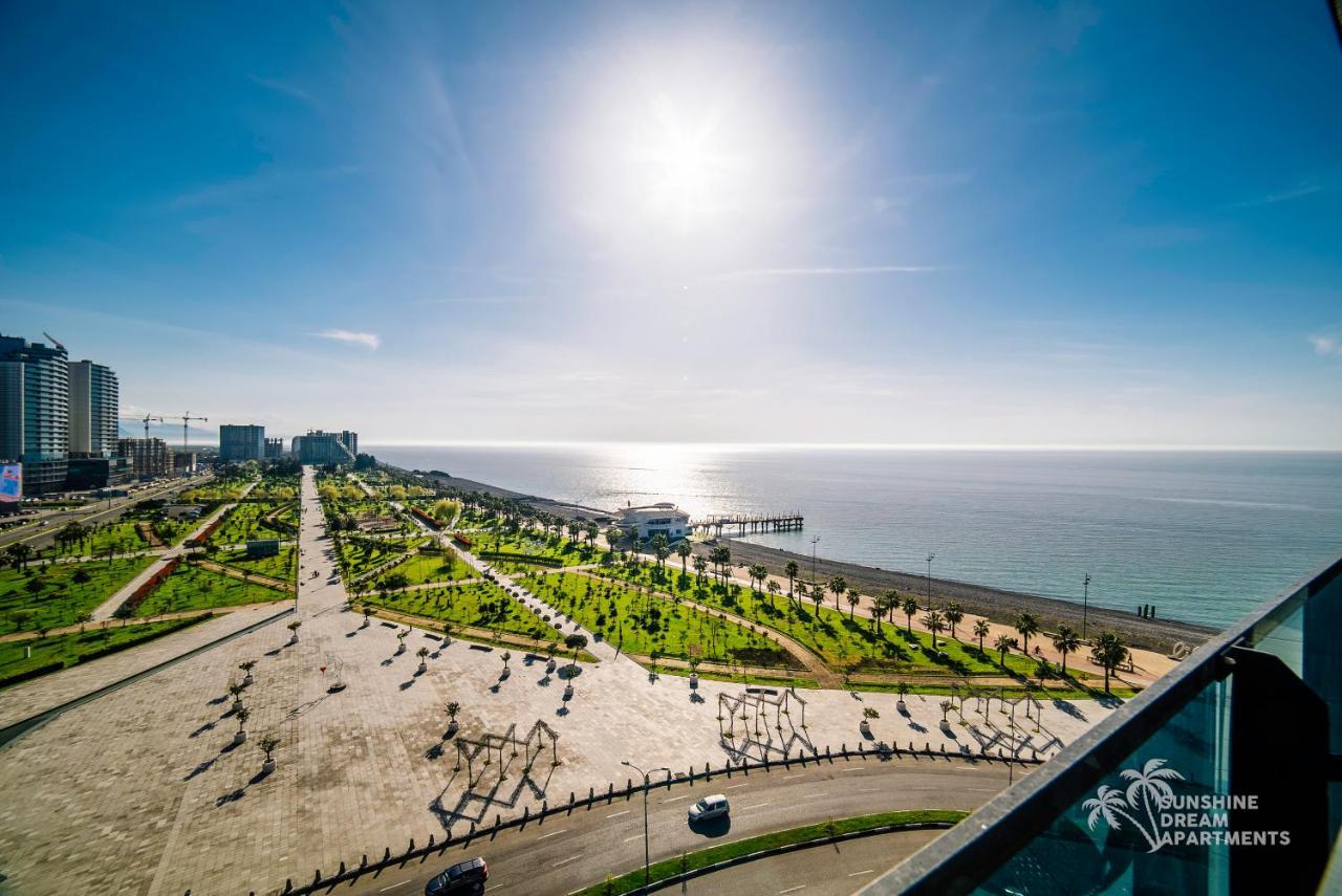 Sunshine Apartments Orbi Beach Tower Batoumi Extérieur photo